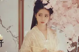小说：新婚之夜，小妾仗着夫君宠爱，竟当众给原配脸色，正妻大怒图片