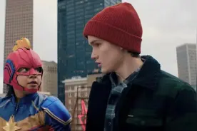 漫威官宣12部新剧集，又一大批新英雄亮相，绿巨人的妹妹身材火辣图片