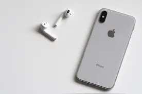 苹果手机上的“耳朵”图标，原来可以实时监听，很多人都不知道图片