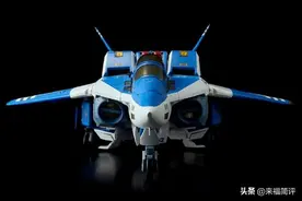 千值练1/48《机甲创世纪》太空堡垒第三部斯考特主角专用机图片