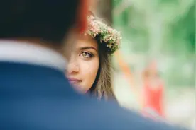 夫妻久别重逢，男人有没有对不起你，他做的第一件事会告诉你图片