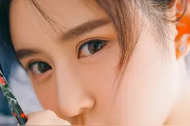 笑十三杨柳女儿腰，东风舞图片