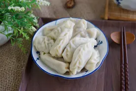 立冬到了，就馋这馅的饺子，萝卜和它搭配真香，吃到过年都不够图片