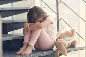 孩子不愿意上学？背后或是不健康的“家庭关系”，很多家长忽视图片