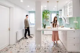 80年代的水磨石，现如今又成了装修界的扛把子，无缝拼接又耐磨图片