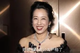 61岁朱玲玲评价霍启刚的媳妇郭晶晶，人好心善，就是有一点不放心图片