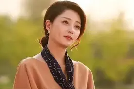 女人可以选择跟着有钱人，但千万别赖上有钱人图片