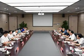 汪祥旺与中国信科集团座谈：全力支持企业实现“三个千亿”图片