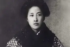 “鉴湖女侠”秋瑾32岁英勇就义，留下2个子女，结局如何？图片
