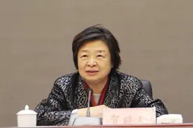 《洪湖赤卫队》主角韩英的原型，驰名湘鄂西的女英雄，弟弟是元帅图片