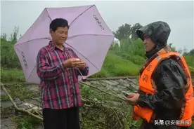 土鸡蛋喂给抗洪一线最可爱的人（图）图片