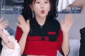 哇哦女孩火了！来看看这个宝藏女孩吧图片