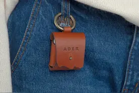 内心精致的男人，连配饰也要讲究一番图片