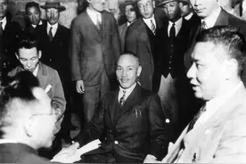 民国时尚：中国男士穿衣土？最炫民国风刮起来！（上）图片