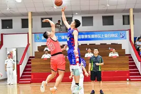 直击！海军第二届“强军杯”篮球联赛东部赛区上海分赛区比赛拉开战幕图片