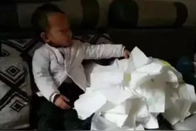 孩子静悄悄，肯定在作妖图片