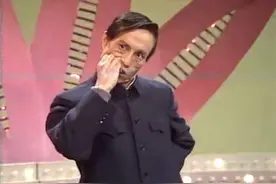 一路走好！春晚最早“吃鸡人”王景愚去世，赵本山的成功离不开他图片