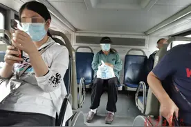 公交车有“伤人座”？公交座位设计要多些人性化图片