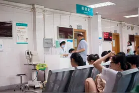 从医30年，肿瘤医生意外查出胆囊癌！劝告：这些高危人群不要忽略图片