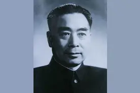 中共九大 周恩来如何苦心安排主席台座位？图片