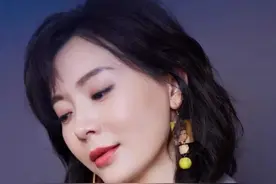 四五十岁的女人，发型适合留短不留长，试试这5款，显气质又好看图片