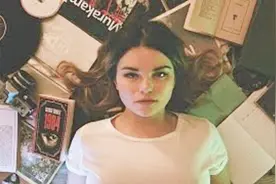 我们一人独处时，为何总感觉有人在背后盯着自己？今天总算知道了