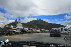 如果你特别想去一次西藏，说明你现在过得不快乐图片