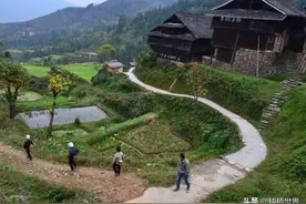 农村古语“宁往前推一山，不往后挪一步”啥意思？今天有何意义？图片