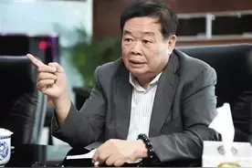 4成以上家庭有两套住房，住得了那么多吗？曹德旺：穷人都别买房图片