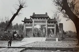 100年前的山东泰安，泰山影像，画面真实图片