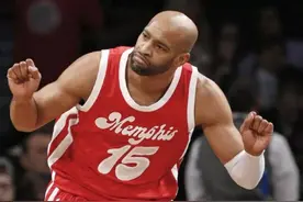 揭秘NBA球星十大霸气庆祝动作：卡特开摩托成经典，榜首太嚣张图片