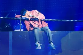 歌手“全开麦”不值得吹捧，丁太升话粗理不糙图片