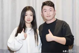 《好声音》18岁冠军单依纯，家庭背景遭扒，懂她为何着急赚钱了图片