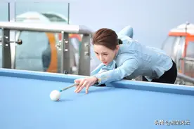 潘晓婷自嘲年轻时是小土妞，很迟才学会打扮，曾因胸部触球判犯规图片