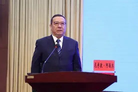 魅力阿克苏 绘制绿色新画卷图片