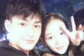双胞胎兄弟被姐姐训哭，妈妈安慰：再忍忍，还有50天姐姐就开学了图片