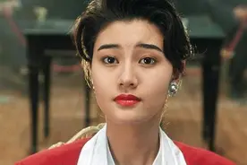 李嘉欣：18岁与评委恋爱，19岁成为刘銮雄小三，38岁终于嫁入豪门图片