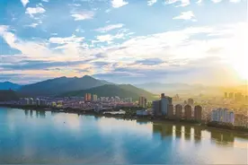 富阳城乡劲吹垃圾分类时代新风图片