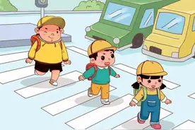 “鬼探头”！监控拍下可怕的一幕……外出赶紧远离！图片