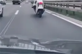 57万宝马机车现日本街头，全车封闭5.7秒破百，还能“遮风挡雨”图片