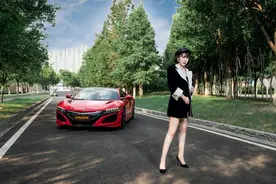 也许是史上最舒适的超跑，吴楠静态体验讴歌NSX图片