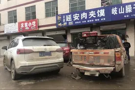 典型事故案例——倒车、并道操作不当引发事故负全责图片