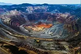 那个加入外籍，曾给中国造成7000亿损失的北大才子，如今怎样了？图片