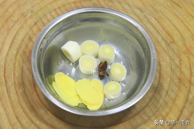 鲫鱼和花胶的做法大全 2026年鲫鱼和花胶的做法大全窍门