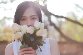 才知道，这样和你聊天的人，多半很爱你图片