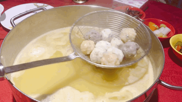 关于花胶鸡汤的说说 2025年关于花胶鸡汤的说说文案