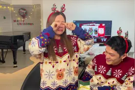 邓紫棋继男友打架风波后，穿情侣装罕秀恩爱，收百万礼物感动到哭图片