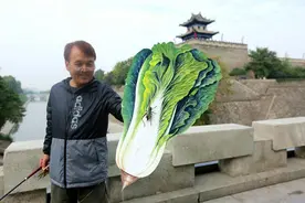 西安退休大爷手工制作昆虫风筝“昆虫世界”几乎能以假乱真图片