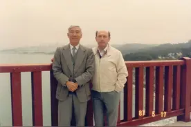 45年前，他抢救患心梗的外宾 成为让美国专家佩服的中国医生图片
