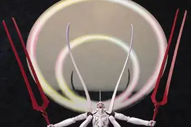 新世纪福音战士新剧场版：Q EVA13号机 疑似神化第3+形态图片